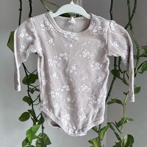 Quincy Mae Ribbed Bodysuit 3-6 Months